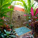 Nayara Gardens 